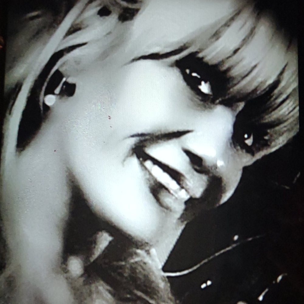 Meet your Posher, Stefanie